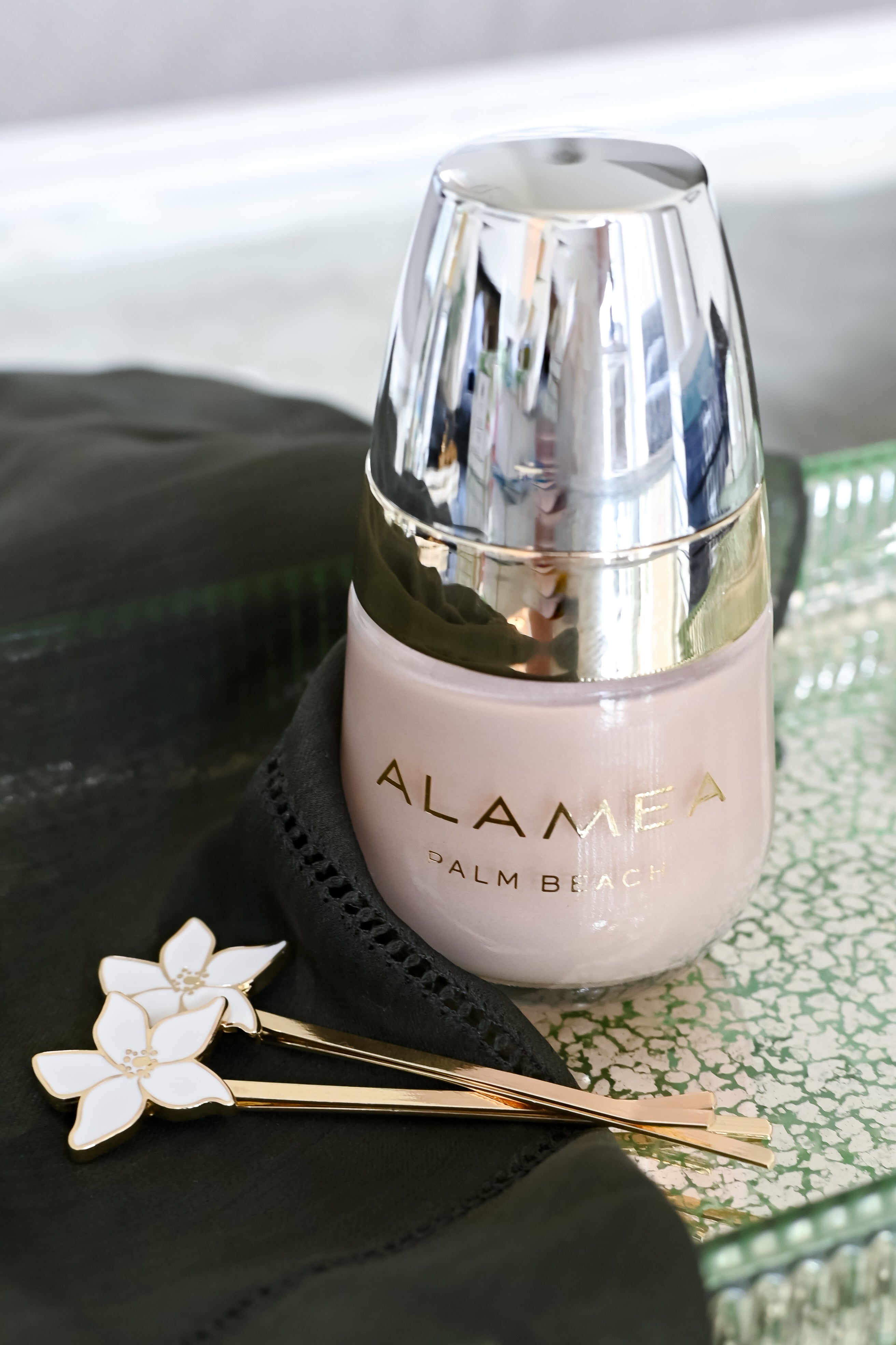 Glow Base Skin Primer SPF 30 | Alamea Palm Beach
